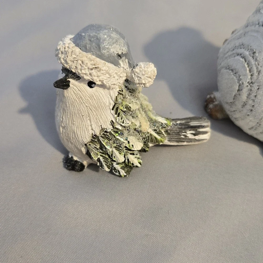 Set of 3 Christmas Winter Bird Figurines Santa Hats Scarves Holiday Decor